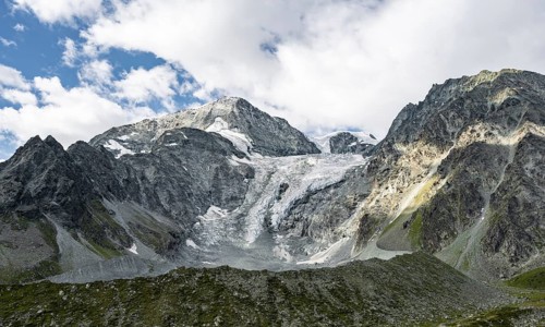 Mountain landscape with mountain peak Pigne d'Arolla and glacier Glacier de Tsijore Nouve, Valais,