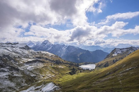 Panorama from Zeigersattel to Seealpsee, in the back left Höfats 2259m, Allgäu Alps, Allgäu,