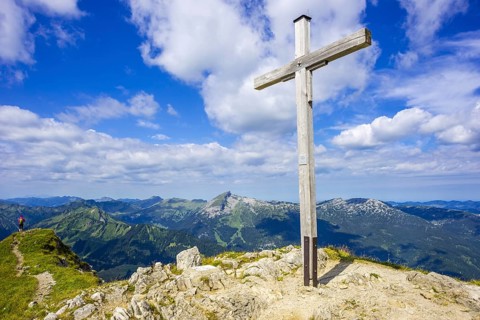 Summit cross, Walser Hammerspitze, 2170 m, Allgäu Alps, border Vorarlberg, Austria and Bavaria,