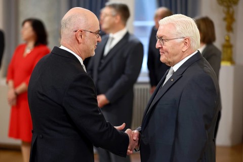 Craig John Hawke New Zealand is received by Frank-Walter Steinmeier (President of the Federal