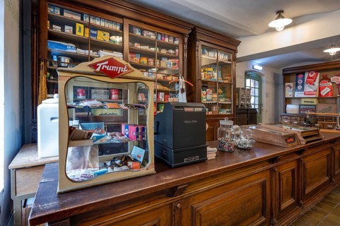 Former Thuringian drugstore from 1898, used as a corner shop from 1920 to 1960, now in the