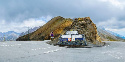 France, region Provence-Alpes-Côte d'Azur, Savoier Alps, Departement Savoie & Hautes Alpes, pass