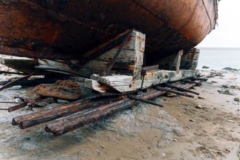 Abandoned supply boat, abandoned Swift factory, The Swift refrigerator in Puerto San Julián, Puerto