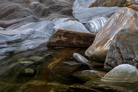 Rocks, rock structures, Verzasca River, near Lavertezzo, Verzasca Valley, Valle Verzasca, Canton