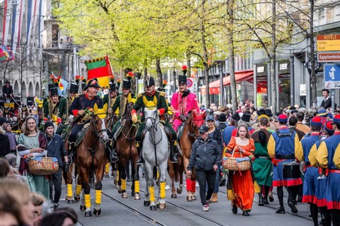 Parade of historically costumed guildsmen, Sechseläuten or Sächsilüüte, Zurich Spring Festival,