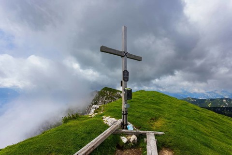 Summit cross on the Gamsfeld, Russbach, Osterhorn group, Salzkammergut, Salzburg province, Austria,