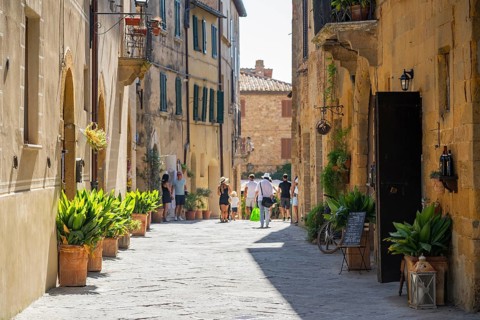 Typical townscape, Pienza, Val d'Orcia, Orcia Valley, UNESCO World Heritage Site, Siena Province,