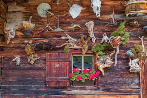 Farm buildings of the Eng alp, Eng valley, Tyrol, Austria, Europe
