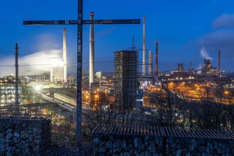 The Thyssenkrupp Steel steelworks in Duisburg-Marxloh, on the Rhine, coking plant unloading tower,