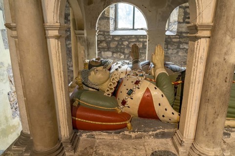 Tomb of Henry Somerset, 2nd Earl of Worcester, St Mary's Priory Church in Chepstow, Wales, Great
