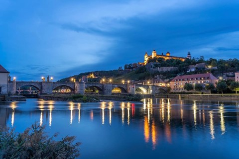 The Main, Old Main Bridge and Marienberg Fortress at dusk, Würzburg, Bavaria, Germany, Europe