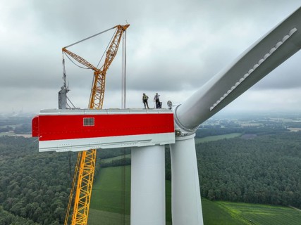 Dorsten, North Rhine-Westphalia, Germany, construction of a wind turbine. A large mobile crane