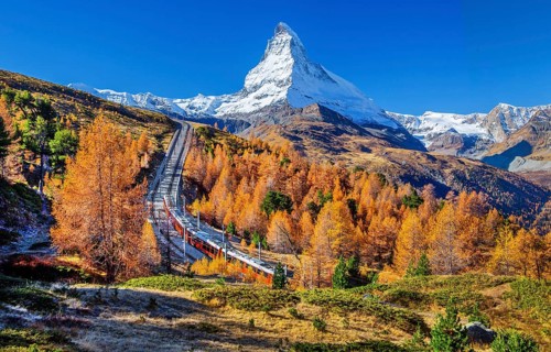 Gornergratbahn on the Riffelberg with Matterhorn 4478m in autumn, Zermatt, Mattertal, Valais,