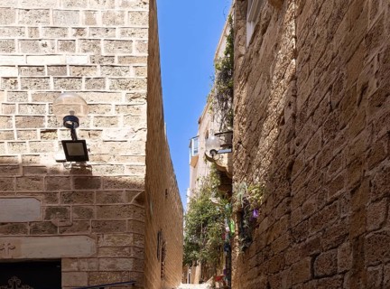 Israel, Tel Aviv Namal Yafo historic Old Jaffa port with art galleries, boutiques and old houses,