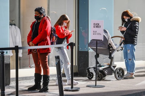 Essen, North Rhine-Westphalia, Germany - Retail in times of the corona pandemic during the second