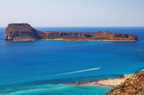View from the Gramvousa peninsula to the island of Imeri Gramvousa, Kolimbari, West Crete, Crete,