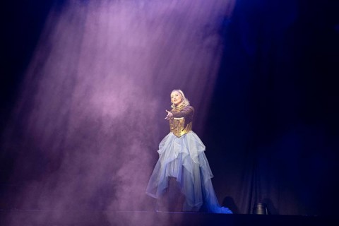 Singer with Gregorian live on 25 years Masters of Chant! Tour in the Berlin Uber Eats Music Hall on