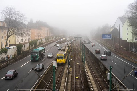 Dense fog, with visibility sometimes less than 100 metres, A40 motorway, city passage in Essen,