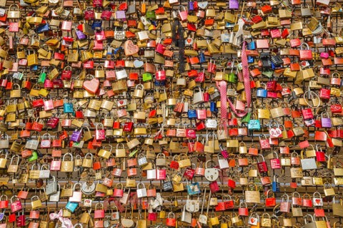 Love locks, loyalty signs, Hohenzollern Bridge, Cologne, Rhineland, North Rhine-Westphalia,