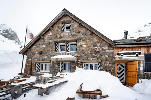 Wildhornhütte, Bernese Alps, Bernese Oberland, Switzerland, Europe