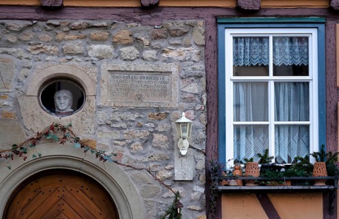 Former deaconry, half-timbered house, Schiller bust, inscription, Schiller town of Marbach am