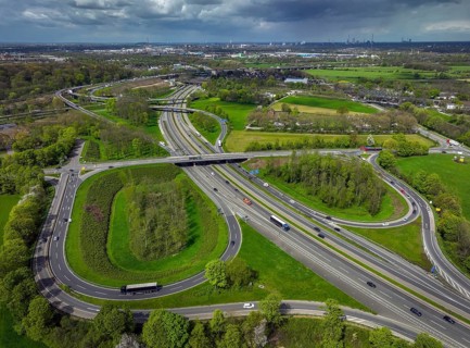 Duisburg, North Rhine-Westphalia, Germany, Ruhr area landscape at the Kaiserberg motorway junction,
