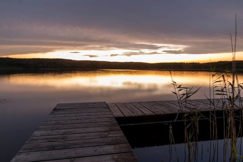 Evening atmosphere at the bathing jetty of the Großer Glubigsee near Wendisch Rietz, Oder-Spree