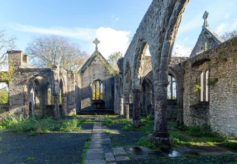 Ruins of Holy Trinity church, Buckfastleigh, north Devon, England, UK destroyed by fire in 1992