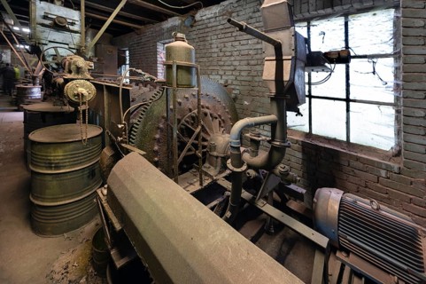 Powder grinding plant for bronze powder in a metal powder mill, founded around 1900, Igensdorf,
