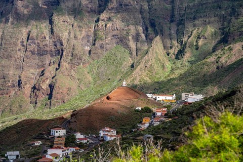 The valley of El Golfo with the church of Nuestra Senora de Candelaria, La Frontera, El Hierro,