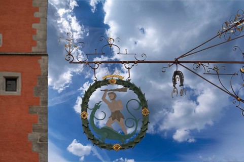 Nose sign from the brewery pub Zum wilden Mann, Dinkelsbühl, Bavaria, Germany, Europe