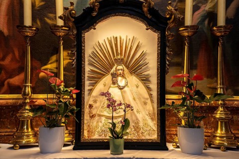 Image of the Virgin and Child in the baroque Karlskirche church in Vienna, Austria, Europe