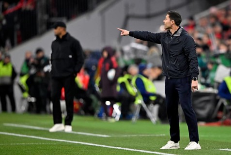 Coach Coach Xabi Alonso Bayer 04 Leverkusen and Coach Coach Vincent Kompany FC Bayern Munich FCB on