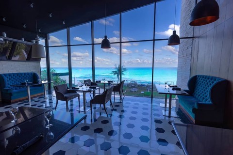 Luxury hotels along Cancun Zona Hotelera and Riviera Maya Hotel Zone with scenic beaches, leisure