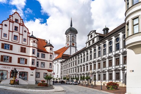 Studienkirche Mariä Himmelfahrt, the former university of the Jesuit College and the Upper Pharmacy