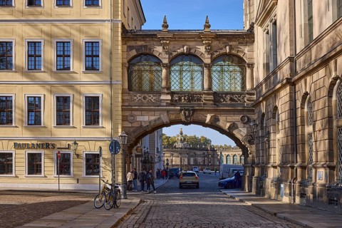 Passage Taschenbergpalais to the Residenzschloß, Restaurant Paulaner's im Taschenbergpalais,