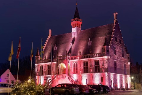 Gothic town hall, illuminated, Christmas, Damme, West Flanders, Flanders, Belgium, Europe
