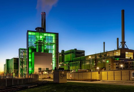 The Lausward combined heat and power plant in Düsseldorf, gas and steam turbine power plant,