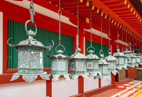 Hanging lanterns (tsuri-doro) Kasuga-taisha shrine, Nara, Japan, Asia