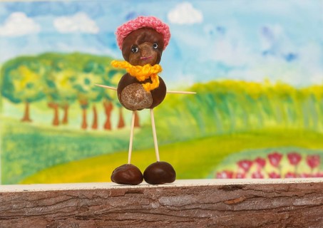 Chestnut figure in the studio