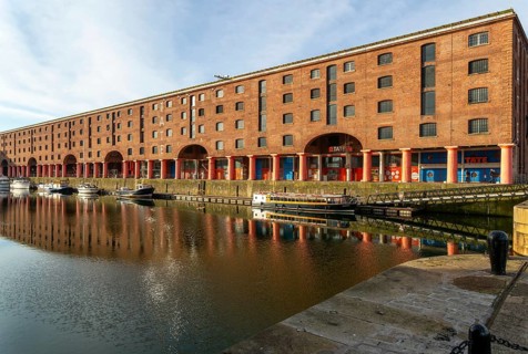 Tate Liverpool art gallery, Royal Albert Dock, Pier Head, Liverpool, England, UK