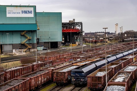 Hüttenwerke Krupp-Mannesmann, HKM in Duisburg, halls of the blast furnace steelworks, tracks of the