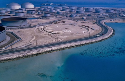 Oil industry in the Ras Tanura area, Saudi Arabia, storage tanks 1979, Asia