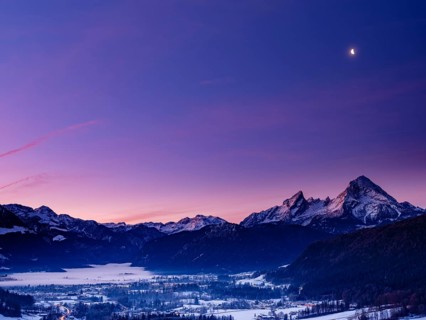 Berchtesgaden basin, behind the Steinernes Meer and Watzmann, dawn, winter landscape,