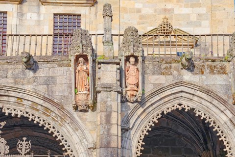 View of Se Cathedral exterior, Braga, Minho Province, Portugal, Europe