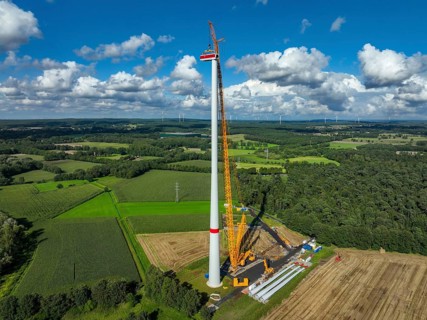 Dorsten, North Rhine-Westphalia, Germany, construction of a wind turbine, the first wind turbine of