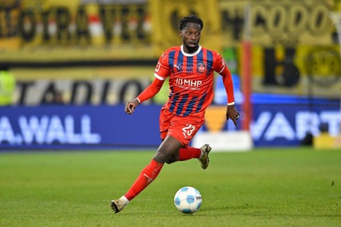 Omar Haktap Traore 1. FC Heidenheim 1846 FCH (23) Action on the ball Voith-Arena, Heidenheim,
