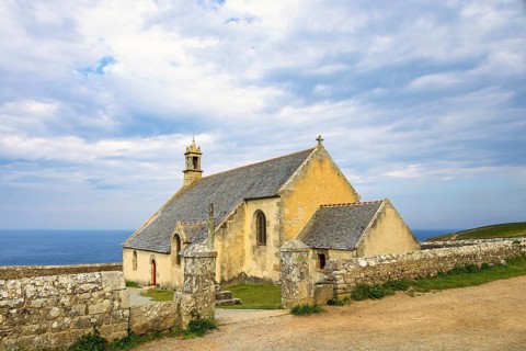 Chapelle Saint-They an old historical chapel by the sea in Bretagne Crozon peninsula, Bretange,
