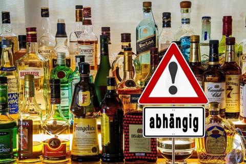 Symbolic image, warning sign for alcohol addiction, danger of addiction, alcohol abuse, health