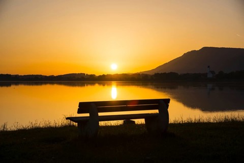 Sunrise, Forggensee, Ostallgaeu, Allgaeu, Swabia, Bavaria, Germany, Europe